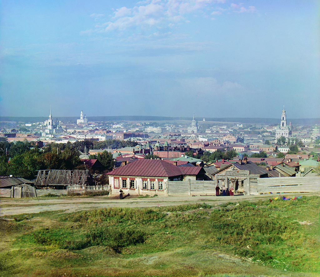 С. М. Прокудин-Горский. г. Екатеринбург. Общий вид центральной части. 1909 г. С. М. Прокудин-Горский. г. Екатеринбург. Общий вид центральной части. 1909 г.