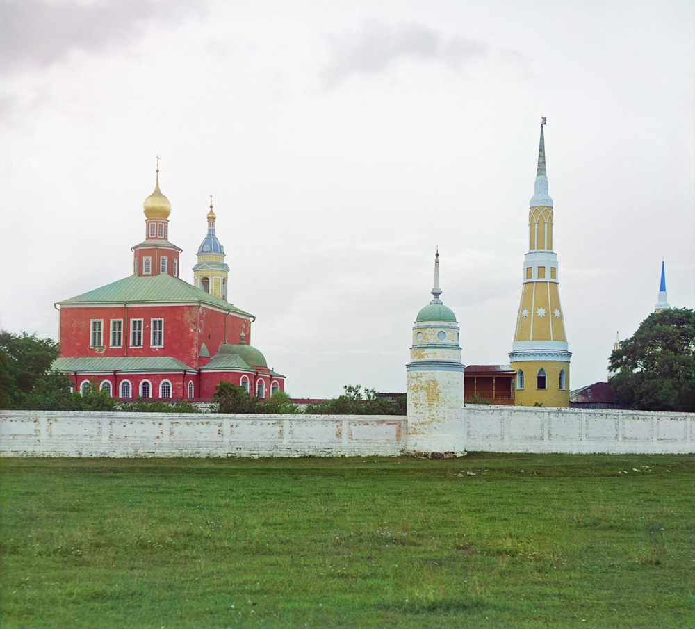 С. М. Прокудин-Горский. Голутвинский монастырь с [юго]-востока. 1912 год